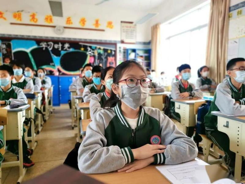 学生用什么笔记本好—优化学习良伴：为学子量身打造笔记本指南-第1张图片-铖浩科技