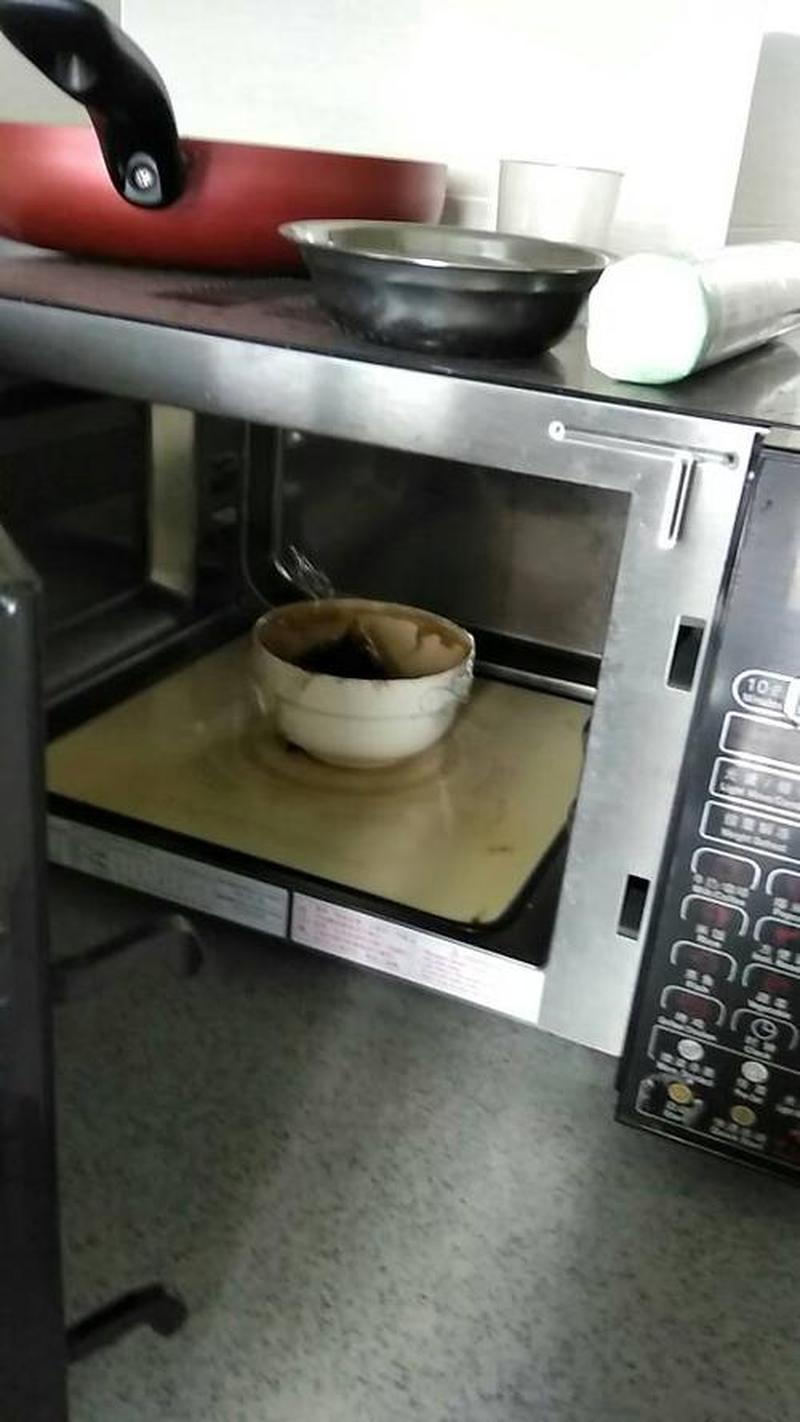 微波炉饭盒打不开了怎么办_微波天地：美味便捷，一键开启-第1张图片-铖浩科技
