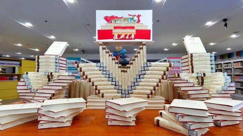 笔记本焕新风采，展现书香之美-第1张图片-铖浩科技