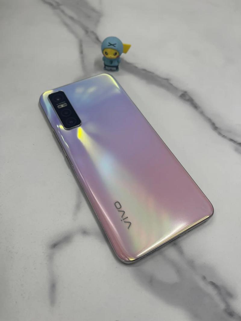 vivoy73s手机怎么样(vivo Y73s：全面体验，卓越性价)-第1张图片-铖浩科技