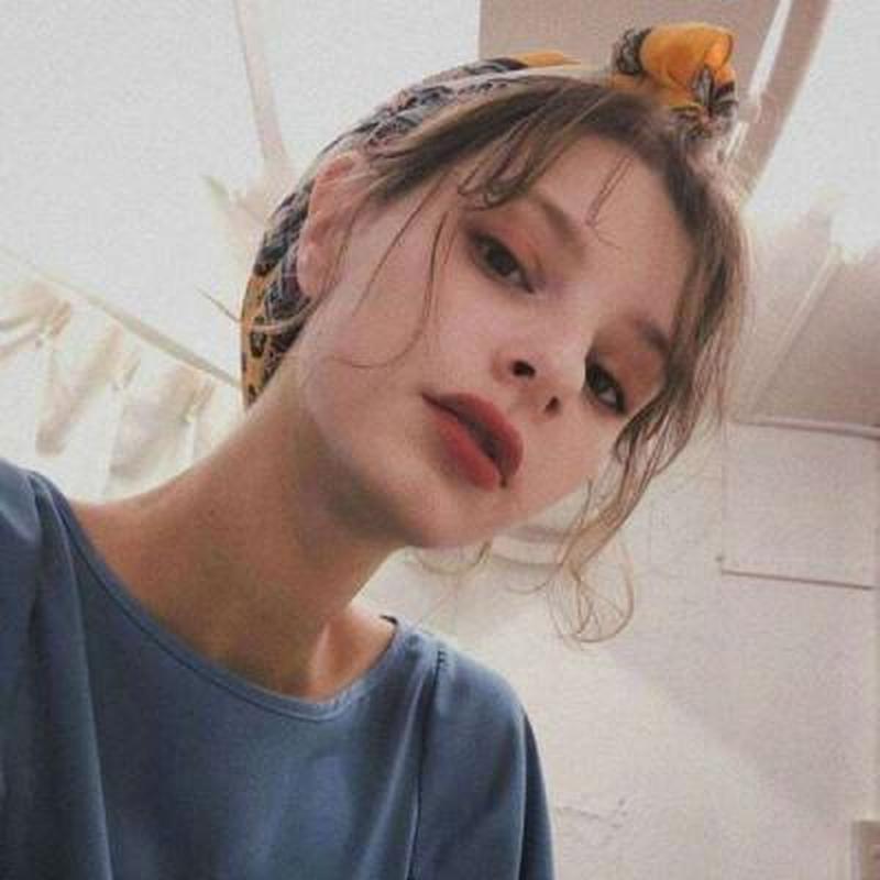 欧美风qq头像：自信迷人的异域佳人-第1张图片-铖浩科技