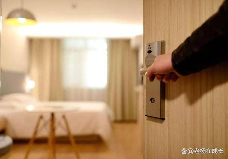 情侣空间怎么弄提醒(打造专属二人世界的甜蜜空间，情侣空间布置指南)-第1张图片-铖浩科技