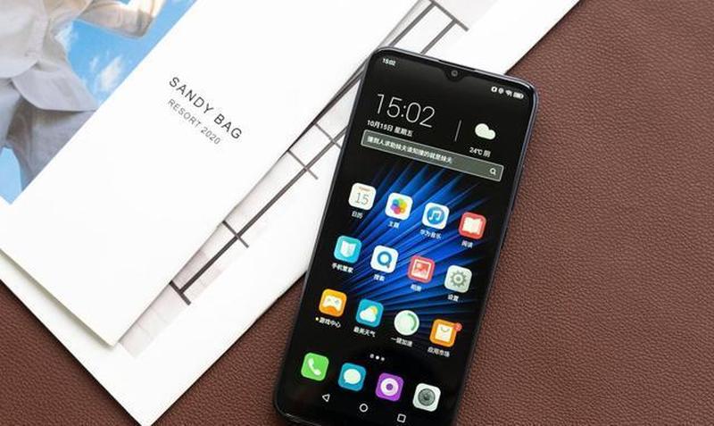 乐视手机深度评测 揭秘性价比神机-第1张图片-铖浩科技