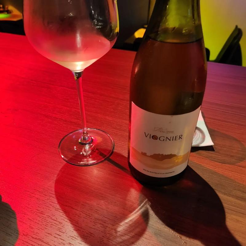 影坛葡萄枝，品味佳酿时-第1张图片-铖浩科技