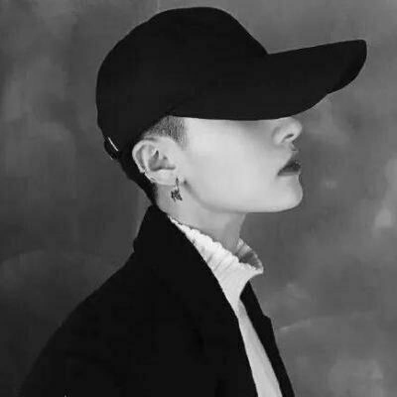 酷炫黑白男头像，彰显个性尽显魅力-第1张图片-铖浩科技