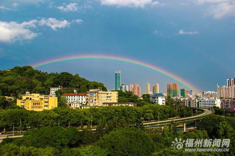 雨后彩虹，勾勒希望之景-第1张图片-铖浩科技