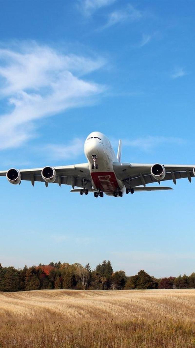 阿联酋航空官网订票(翱翔天际，尽享阿联酋航线的奢华旅程)-第1张图片-铖浩科技