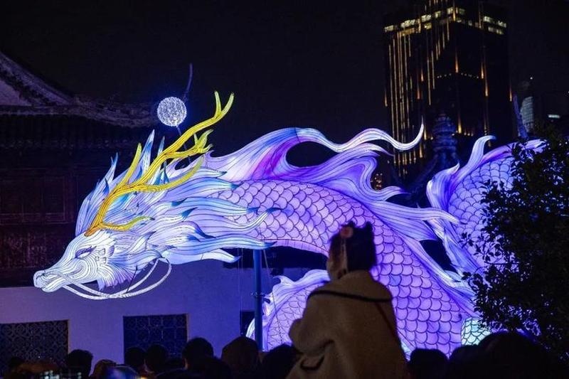 霜雪之约：冰箱冷冻室的冰冻奇遇-第1张图片-铖浩科技