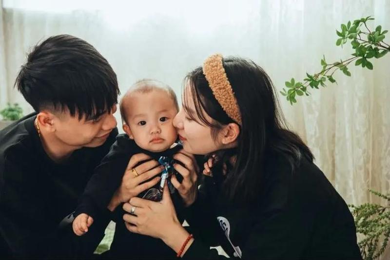 婚姻是怎样炼成的 小说在线阅读—婚姻炼金术：从爱情熔炉到幸福结晶-第1张图片-情感驿站
