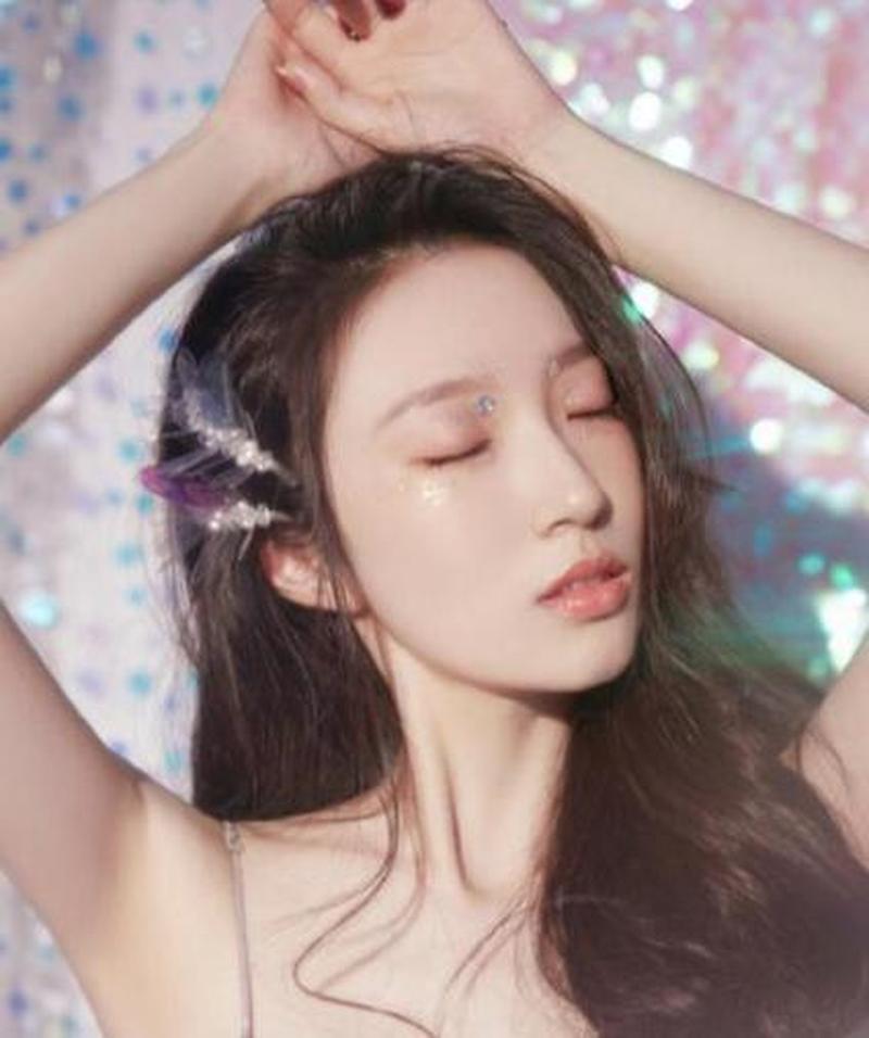 为什么女人会出水_为何妙龄女子出落水灵之因-第1张图片-情感驿站