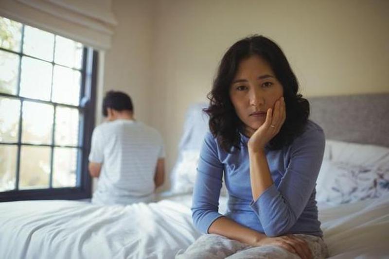 和老公打 *** 接顶的她说不出话( *** 那头她无声，老公焦急探缘由)-第1张图片-情感驿站