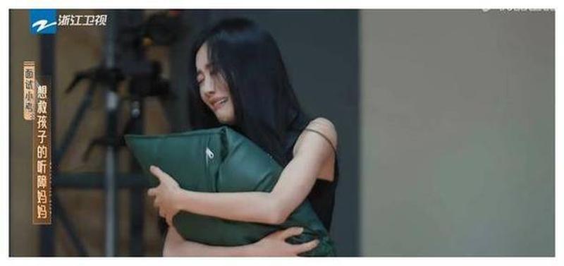 女朋友哭了还想继续c怎么办—女友哭泣欲继续，男性不知所措-第1张图片-情感驿站