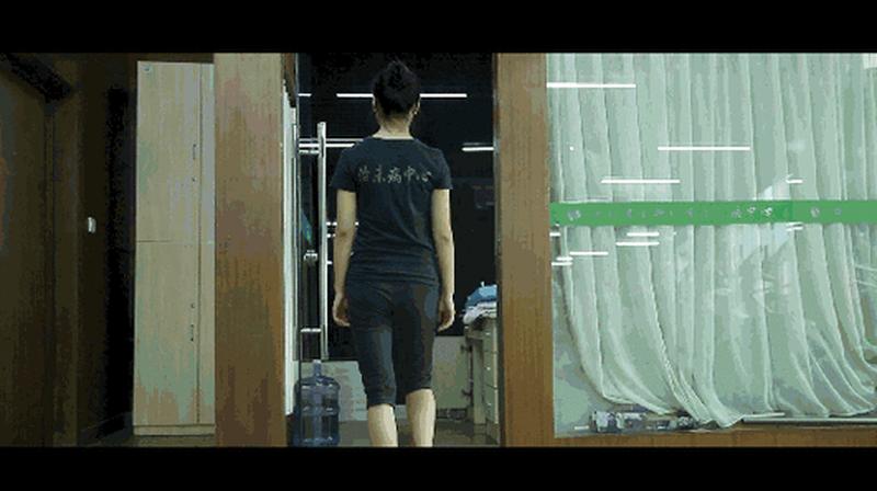 我自己在上面动太舒服了_动极生乐，恍若御风展翅-第1张图片-情感驿站