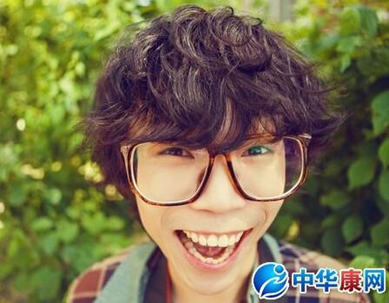 什么是 *** 丝男(揭秘 *** 丝男的本质与生存之道)-第1张图片-情感驿站