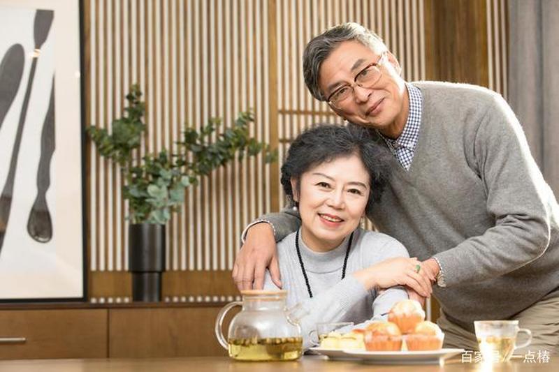 丧偶老人更佳养老方式(揭秘：不尊重老人不可取的三大缘由)-第1张图片-情感驿站