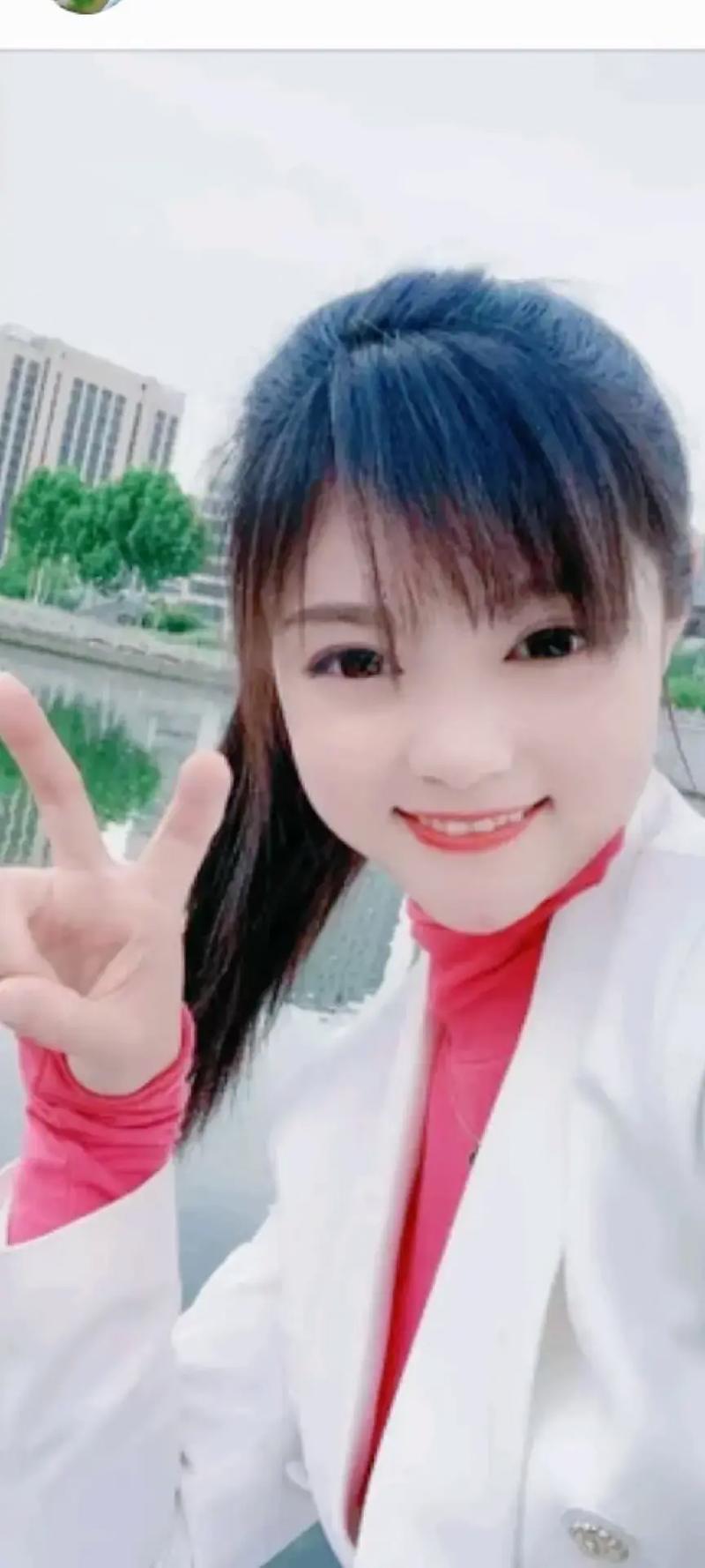 时光长廊中的爱恋-第1张图片-情感驿站
