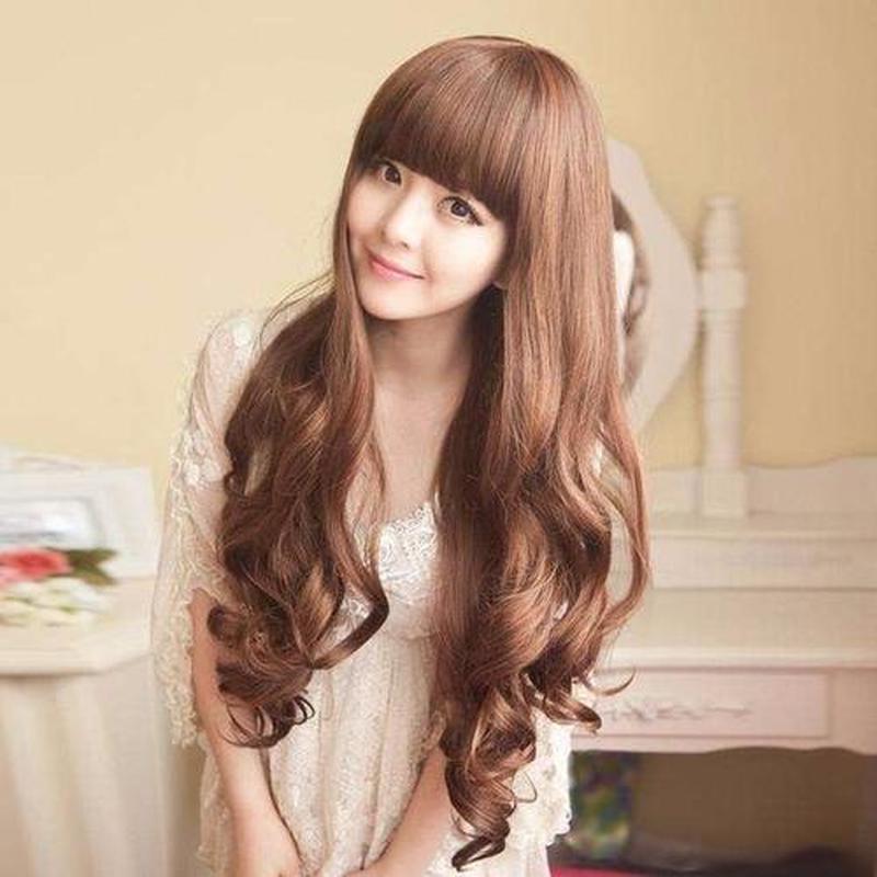 男人最喜欢女人什么样的发型—男人心中的女人：魅力与气质的平衡舞”-第1张图片-情感驿站