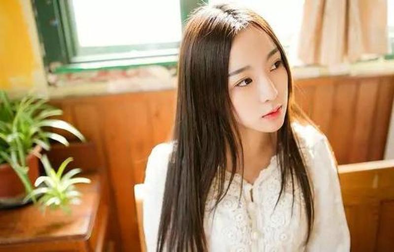 男生对女生的心动:解读异性相吸之谜-第1张图片-情感驿站 男生对女生的心动:解读异性相吸之谜-第1张图片-情感驿站