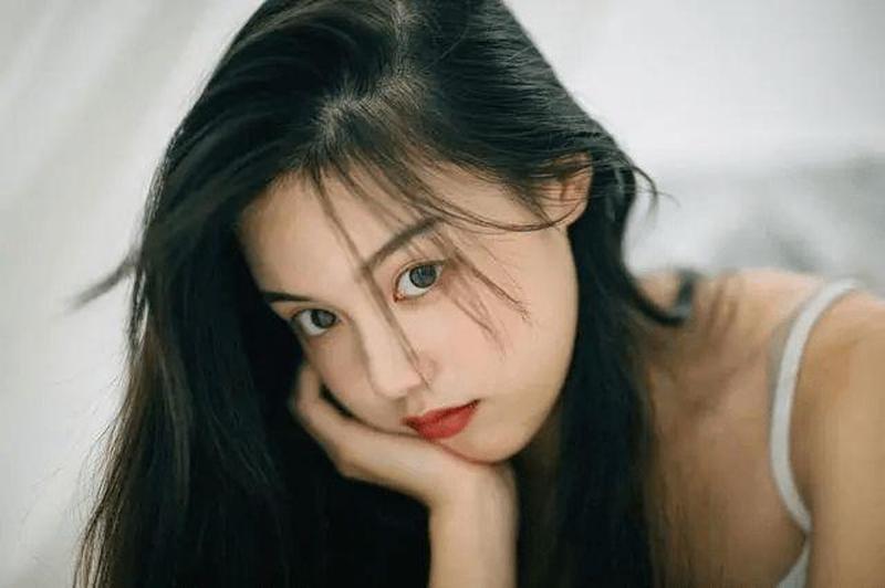 女人为什么喜欢大一点的(女性偏爱体格健硕伴侣的心理探究)-第1张图片-情感驿站 女人为什么喜欢大一点的(女性偏爱体格健硕伴侣的心理探究)-第1张图片-情感驿站