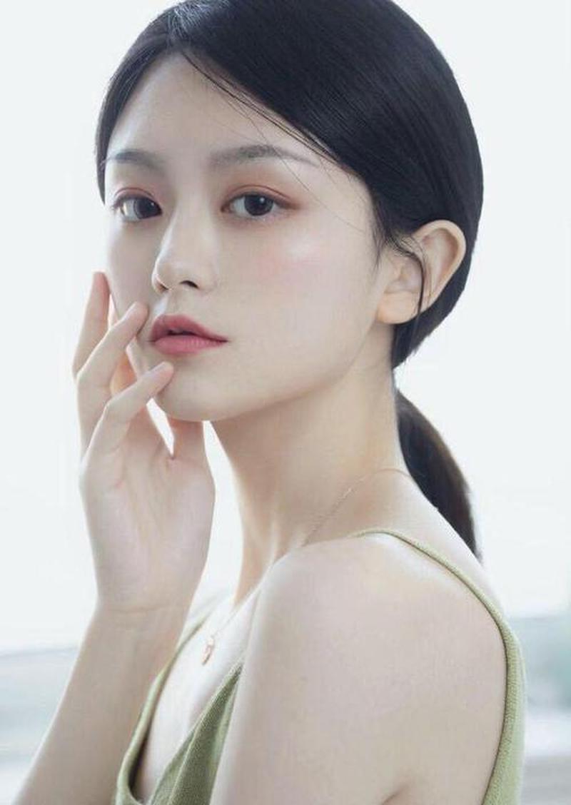 13岁如何提高颜值女生_13岁颜值提升秘诀，打造青春自信光彩-第1张图片-情感驿站
