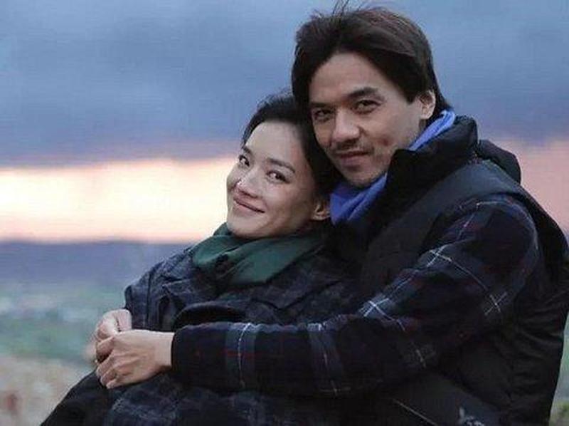 前男友回头找你还要和他继续在一起吗(此情未渝：浪子回首，别样柔情)-第1张图片-情感驿站