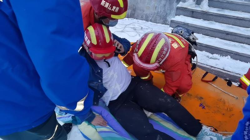 危险地下室惊魂第五关怎么过_禁忌之恋在地下蔓延，危险激流暗涛汹涌-第1张图片-情感驿站