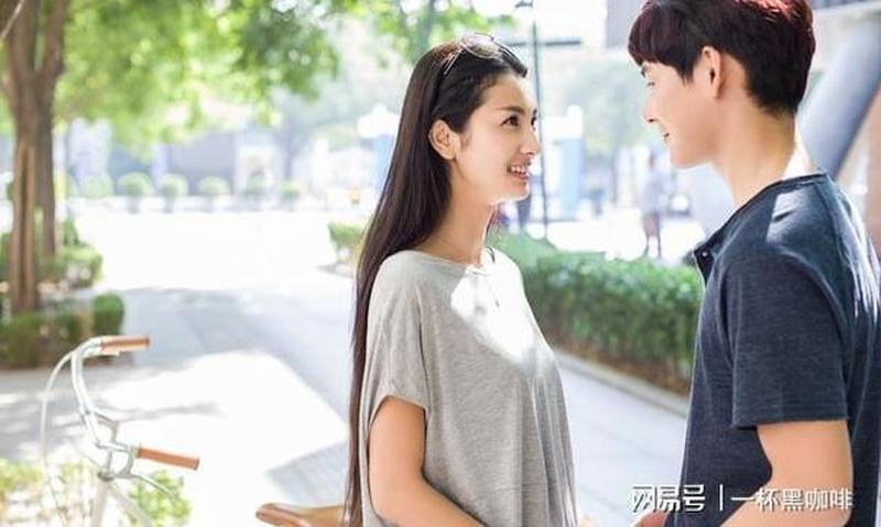 女生怎么安慰自己的 *** 新手图片(让心情亮起来的女生自我安慰指南：新手图片教程)-第1张图片-情感驿站