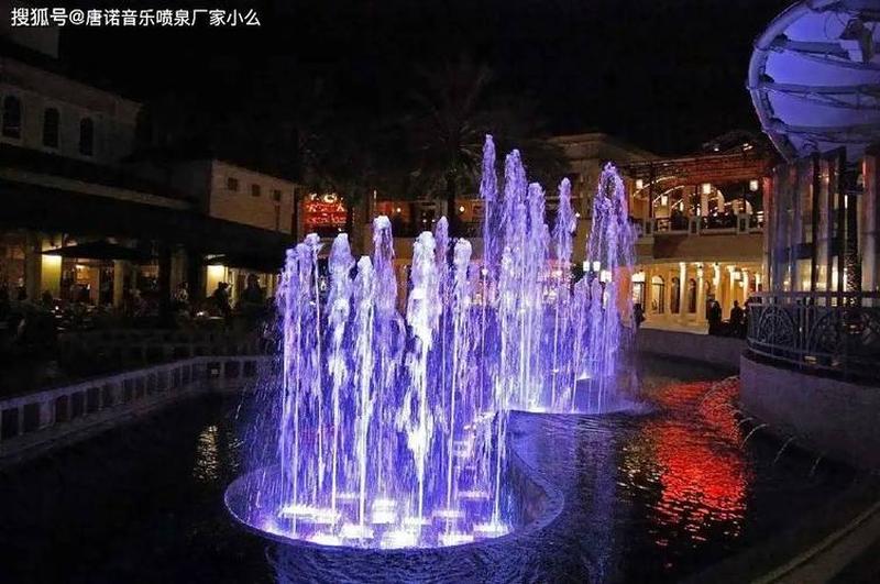 巧手妙思,让喷泉流到我的下方-第1张图片-情感驿站 巧手妙思,让喷泉流到我的下方-第1张图片-情感驿站