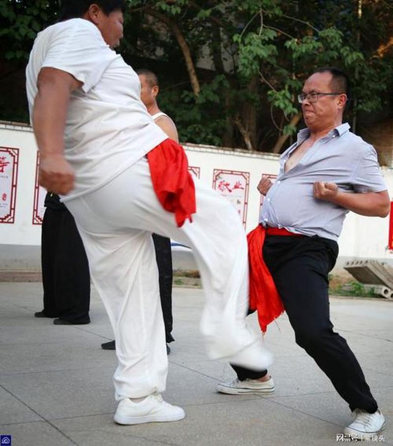 捆梆技法图解:让你掌握传统武术的精髓-第1张图片-情感驿站 捆梆技法图解:让你掌握传统武术的精髓-第1张图片-情感驿站