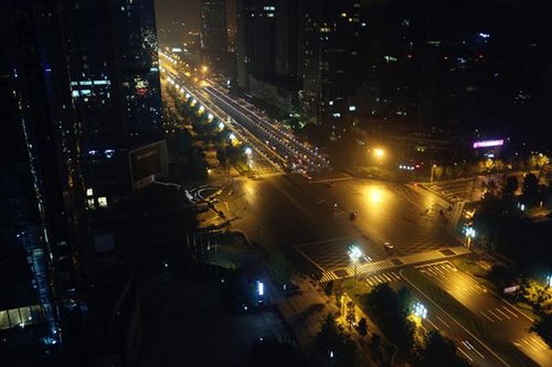 昼之子夜之父：时光交错的双重身份-第1张图片-情感驿站