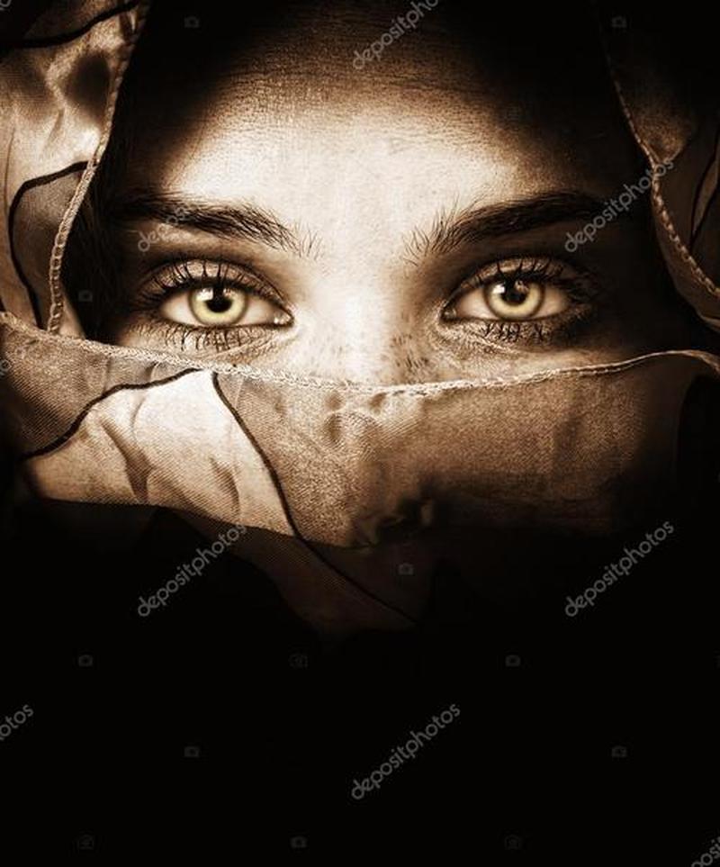 揭开感性女人的神秘面纱，一探她们细腻的心灵世界-第1张图片-情感驿站