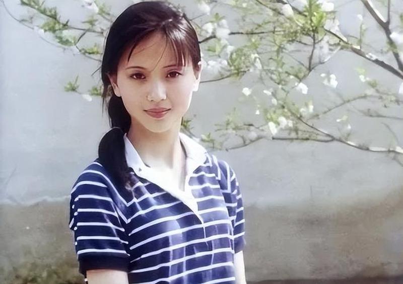 女孩越长越丑的预兆_花容月貌易逝,女子容貌暗藏危机-第1张图片-情感驿站 女孩越长越丑的预兆_花容月貌易逝,女子容貌暗藏危机-第1张图片-情感驿站