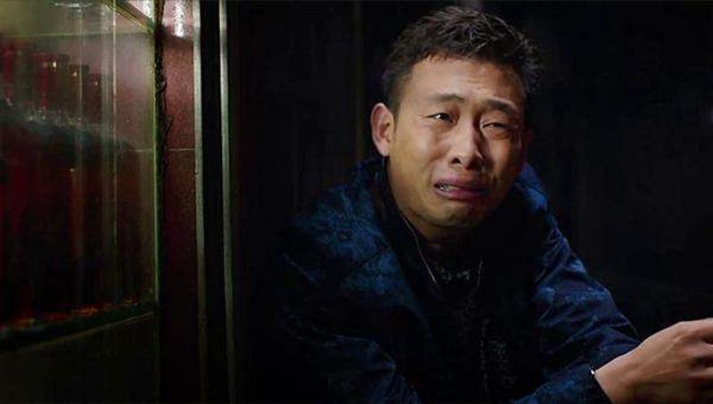 男人背后的辛酸：柔弱外表下的坚强内心-第1张图片-情感驿站