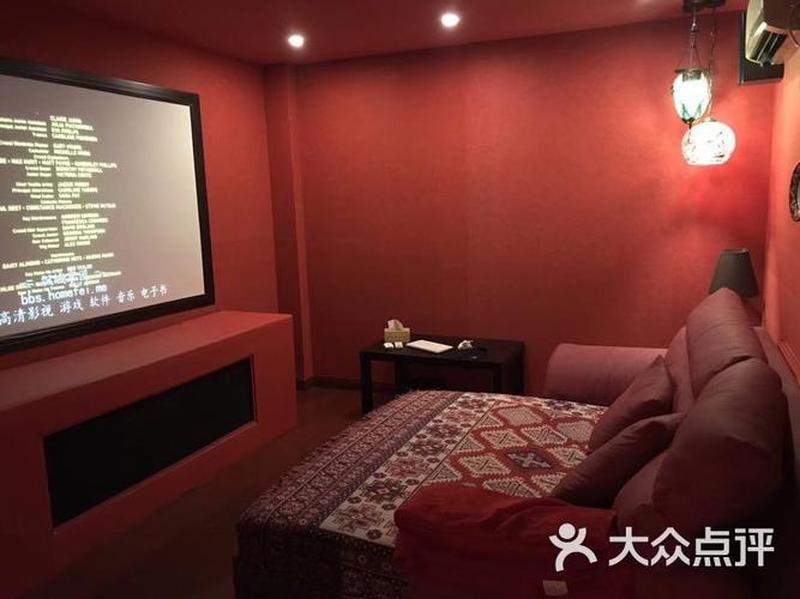 情侣影院私人—影院中的甜蜜约会：私密影音，专属两个人的浪漫时光-第1张图片-情感驿站