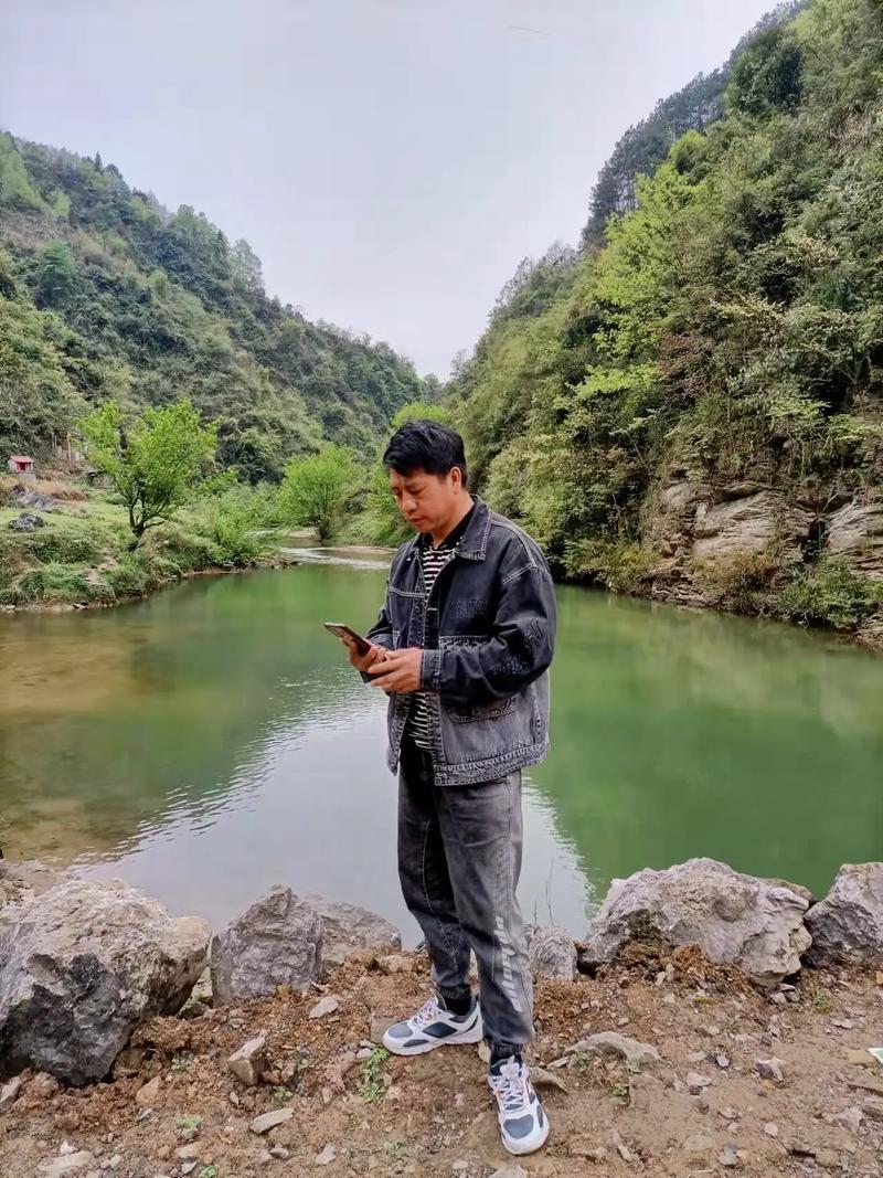探索爱恋萌发的奥秘:从陌生到交心,需要多久?-第1张图片-情感驿站 探索爱恋萌发的奥秘:从陌生到交心,需要多久?-第1张图片-情感驿站