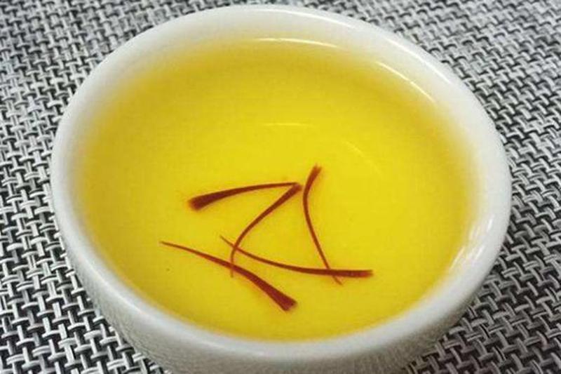 男人饮藏红花强身壮体：科学 myth 还是传统智慧-第1张图片-情感驿站