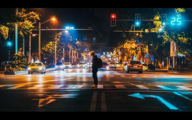  血色帝国的十字路口(血色帝国的十字路口天涯)