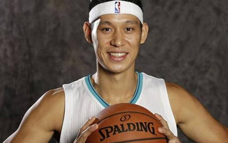 2k11林书豪(nba2k11里面有林书豪吗)