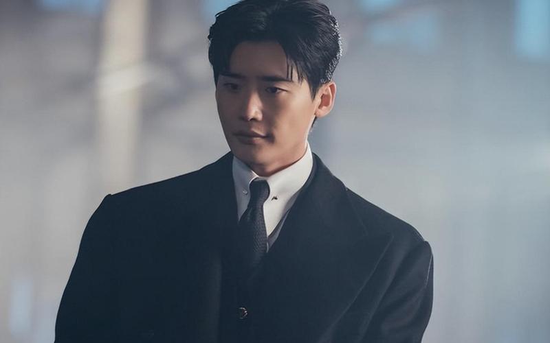  血色风暴(血色风暴李钟硕)