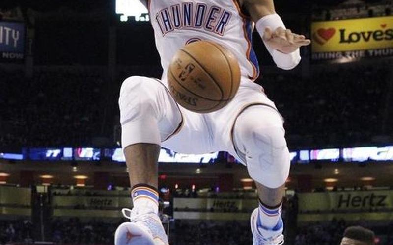  威斯克布鲁克(威斯克布鲁克打架)