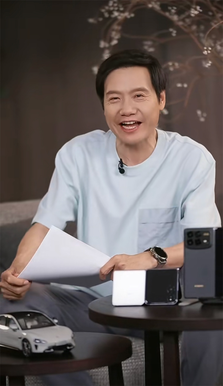 说不完的接着唠！雷军抖音开启年度演讲返场直播，抖了更多料-第2张图片-科技快讯