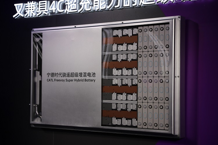 续航400km+、4C充电倍率！宁德时代推增程车专用电池？-第4张图片-科技快讯