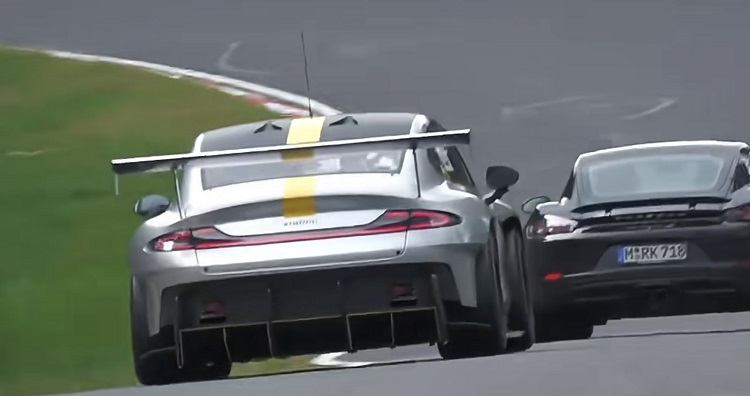 小米SU7原型车亮相纽北，零百加速2秒，性能力压911 GT3 RS？-第3张图片-科技快讯