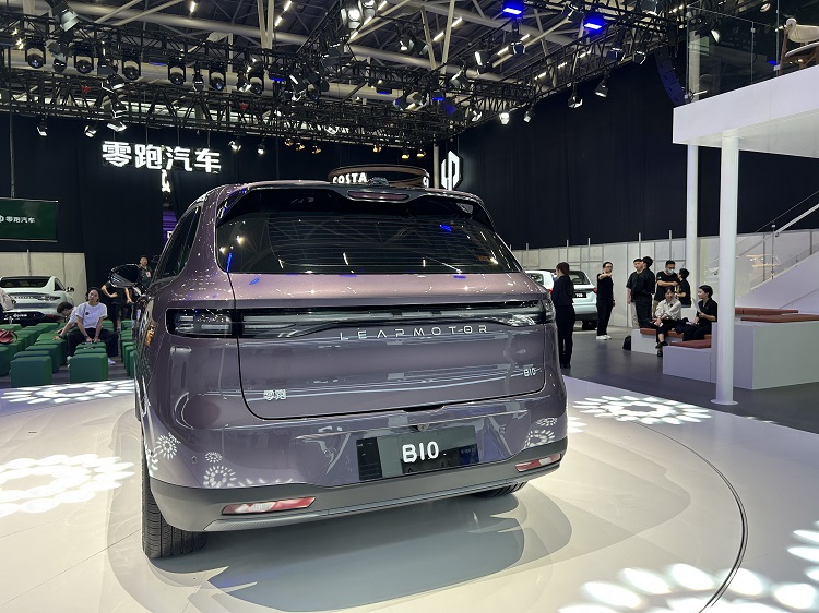 年轻人的之一台SUV？零跑B10正式亮相-第5张图片-科技快讯