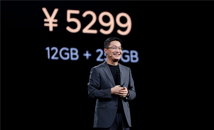 小米做高端为什么不改名？卢伟冰：做品牌的人的水平决定品牌高低-第1张图片-科技快讯