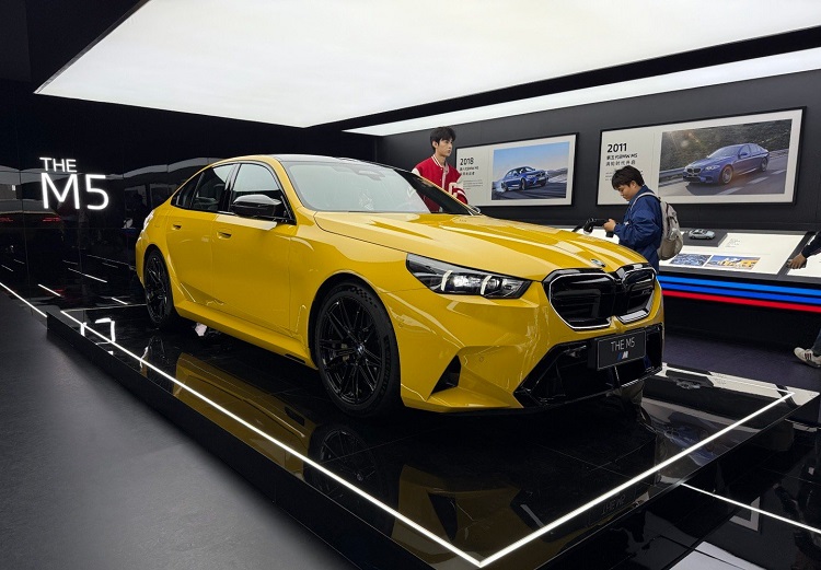 4.4T V8+插混，售价146.89万元！新一代宝马M5，强到没边？-第3张图片-科技快讯
