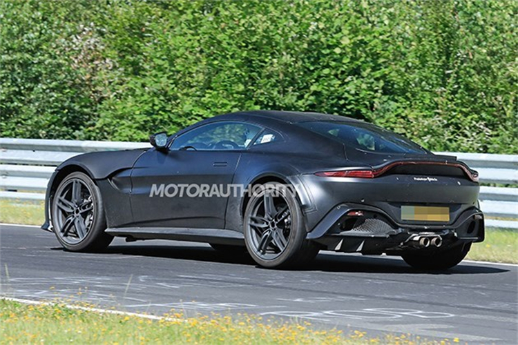疑似阿斯顿&middot;马丁V12 Vantage RS路试谍照被曝光-第2张图片-科技快讯