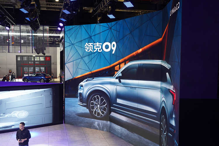2021上海车展 | 领克02 Hatchback亮相：百公里只要6.2秒-第4张图片-科技快讯