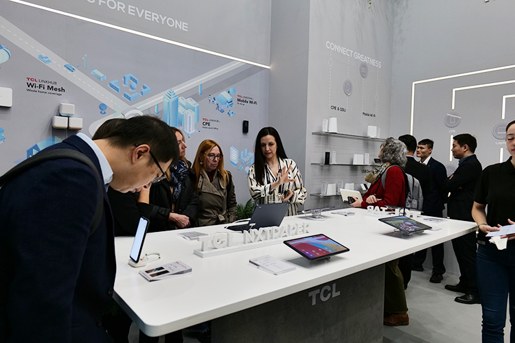 MWC2023 | TCL 40系列再添3款新机，加速5G手机普及，同时发布护眼新平板-第8张图片-科技快讯