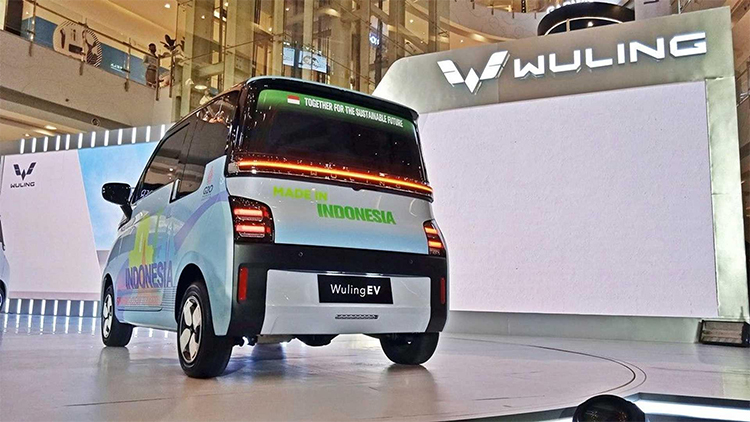 五菱Air ev印尼上市 售价折合人民币约11-13.5万元-第3张图片-科技快讯